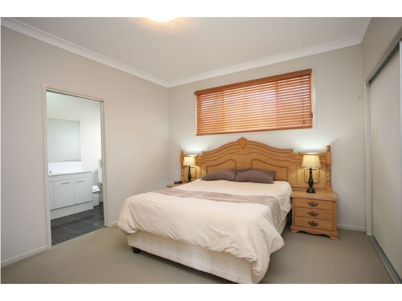 6 Quoll Circuit, North Lakes QLD 4509