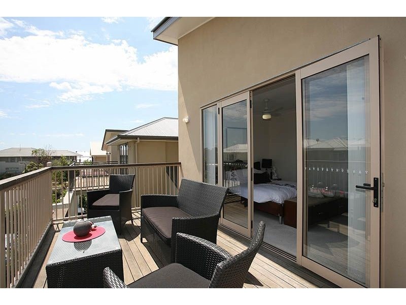 8 Riley Court, North Lakes QLD 4509