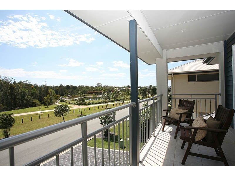 2 Lacebark Street, North Lakes QLD 4509