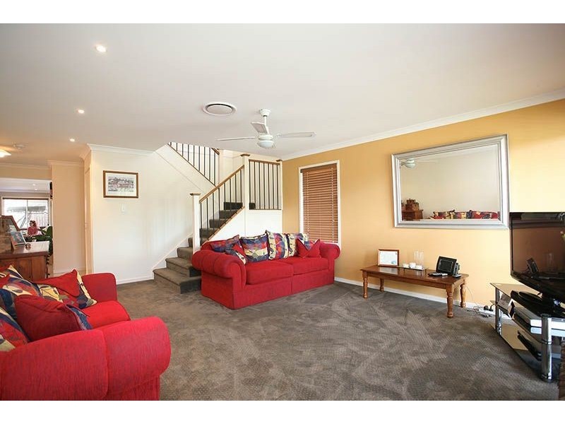 2 Lacebark Street, North Lakes QLD 4509