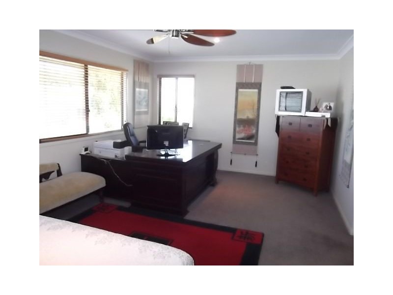 2 Burgan Place, North Lakes QLD 4509