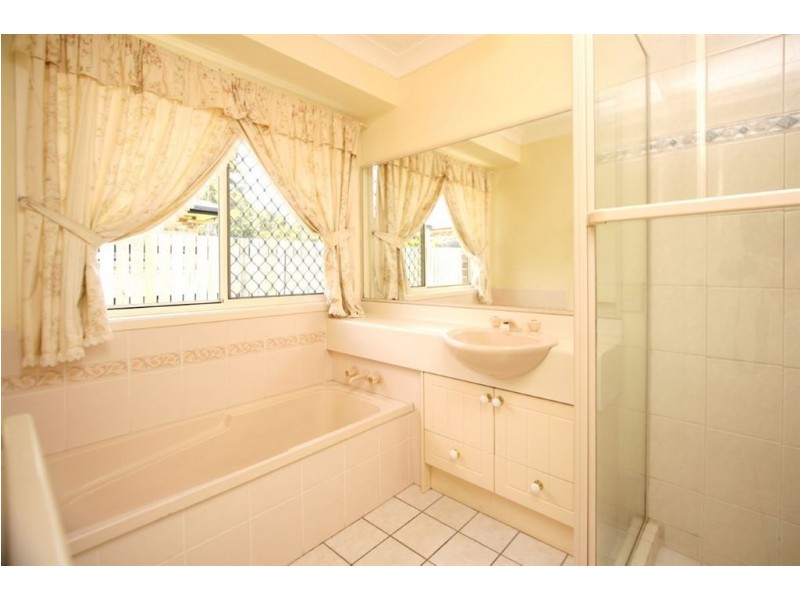 54 Kurrajong Drive, Warner QLD 4500