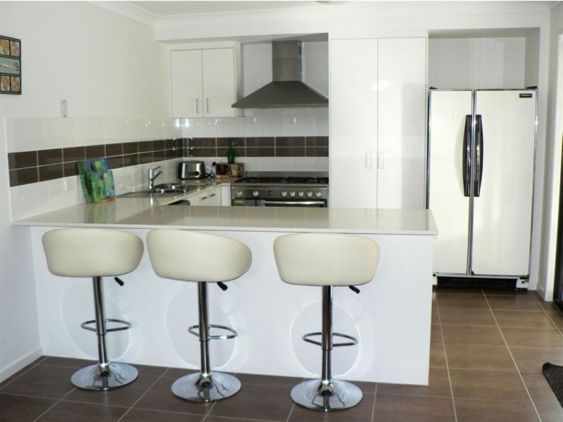 2 Triumph Street, North Lakes QLD 4509