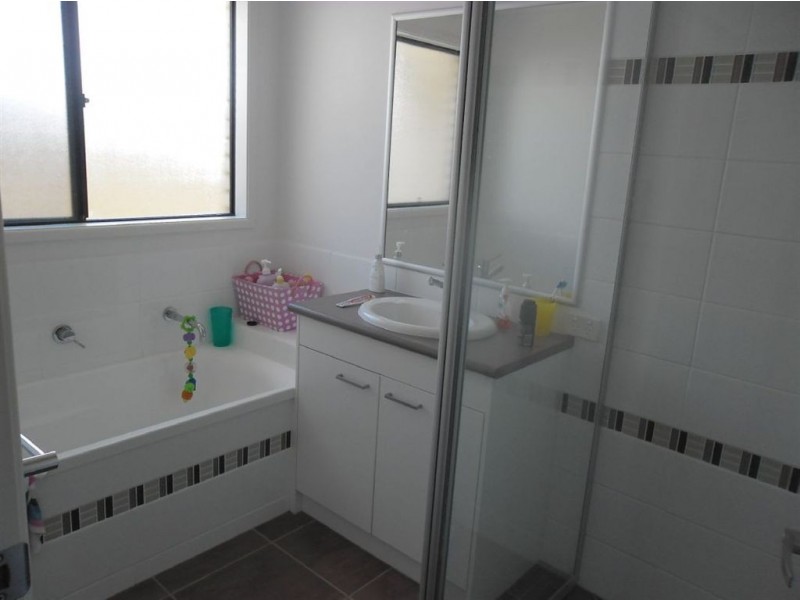 2 Triumph Street, North Lakes QLD 4509