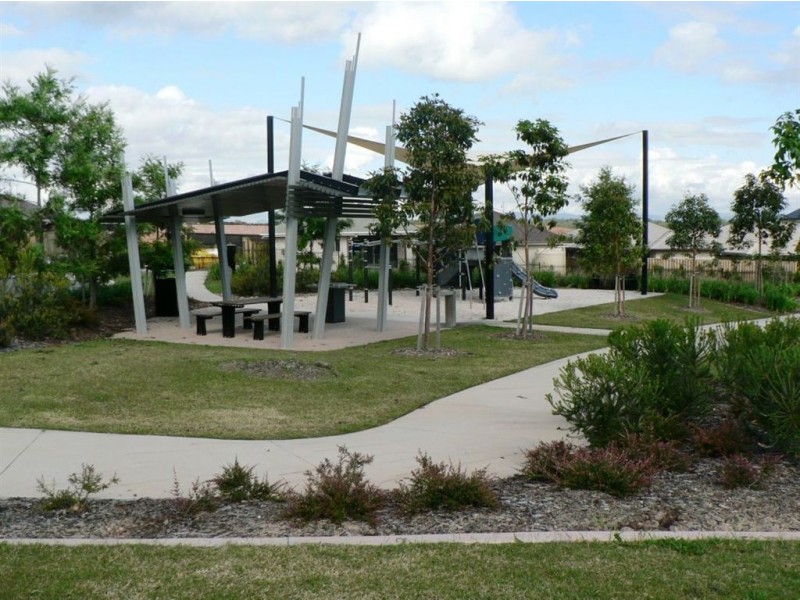 2 Triumph Street, North Lakes QLD 4509