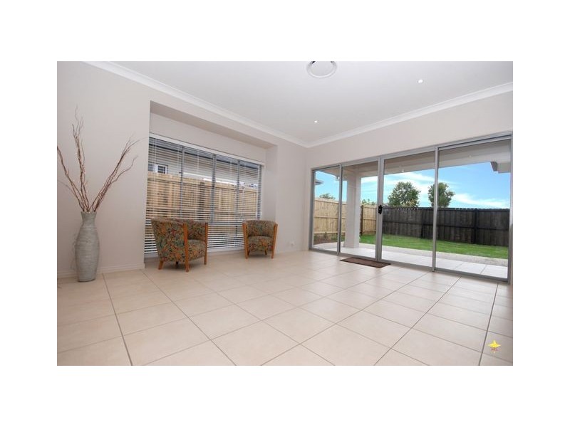 14 Hetherington Street, North Lakes QLD 4509