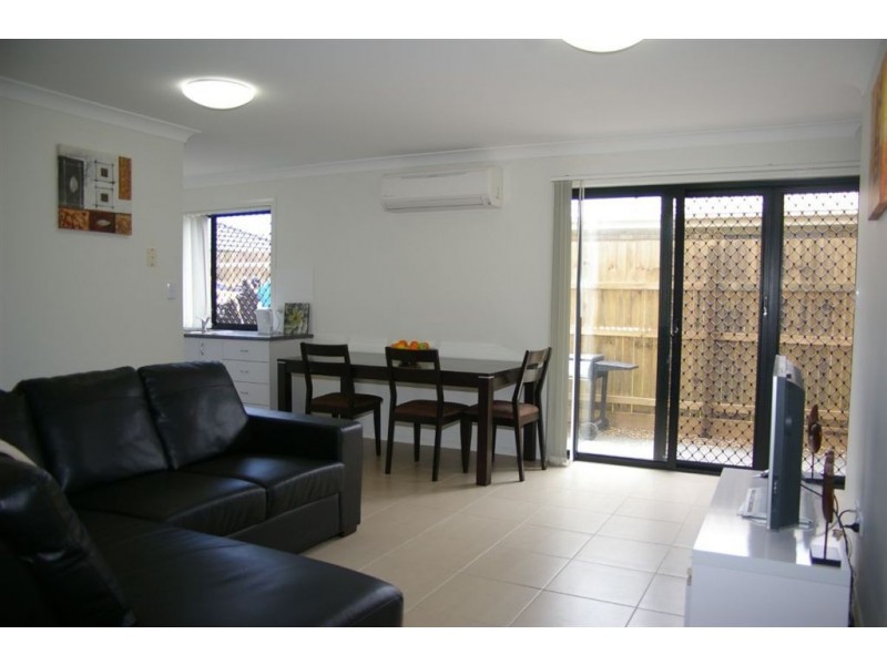 2/15 Highcliff Crescent, North Lakes QLD 4509