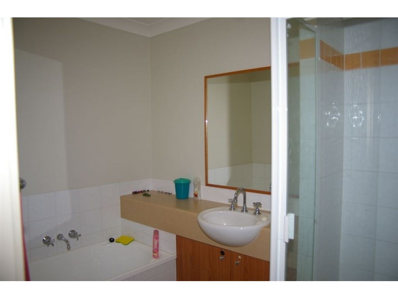 2 Atthow Street, North Lakes QLD 4509