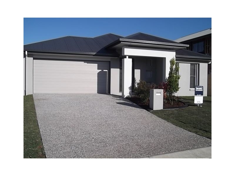 110 Mackintosh Drive, North Lakes QLD 4509