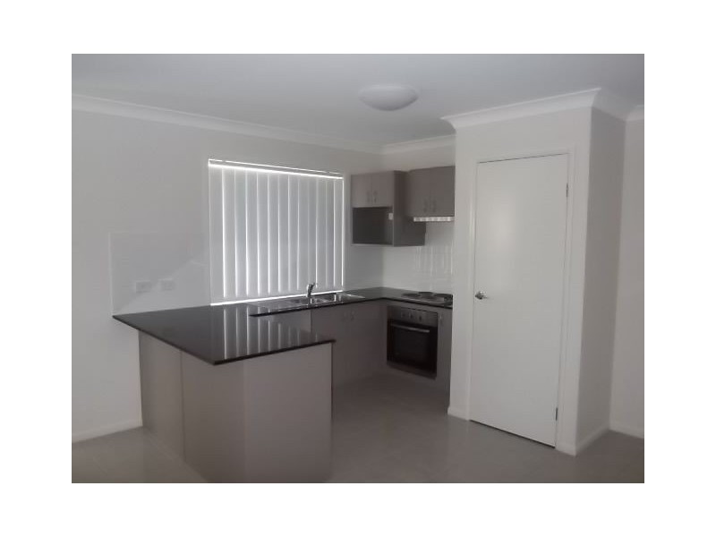 19 Williams Crescent, North Lakes QLD 4509