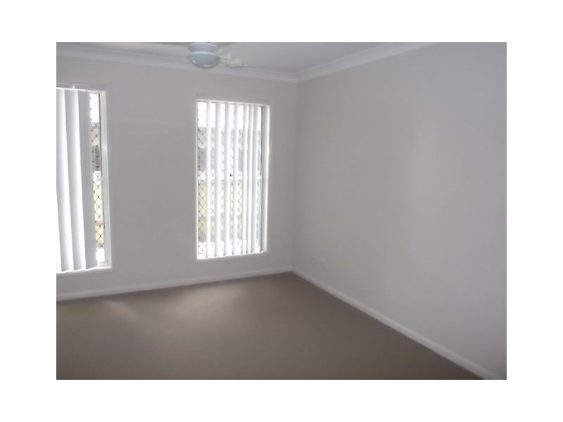 19 Williams Crescent, North Lakes QLD 4509