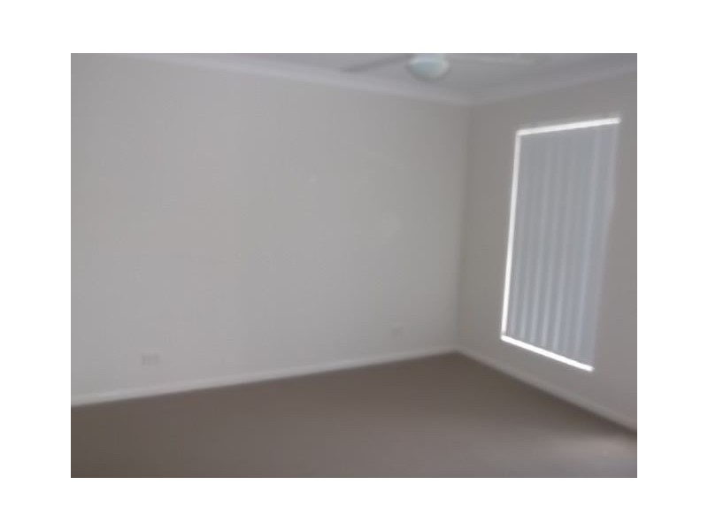 19 Williams Crescent, North Lakes QLD 4509