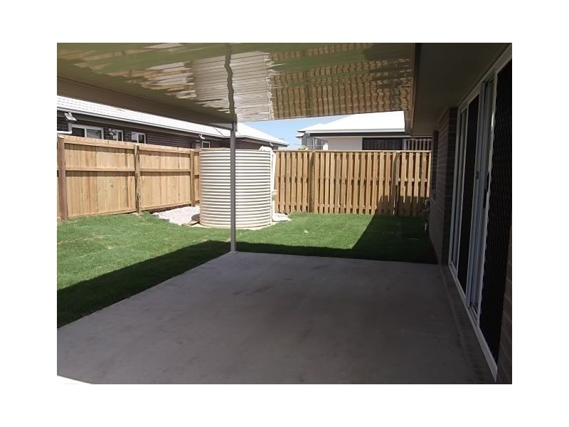 19 Williams Crescent, North Lakes QLD 4509
