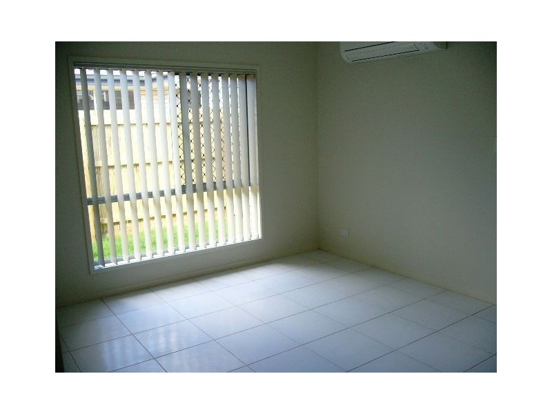 7 Severn Cr, North Lakes QLD 4509