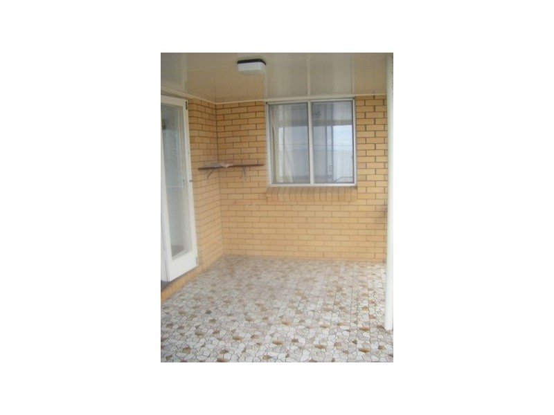 41 Flinders Pde, Scarborough QLD 4020