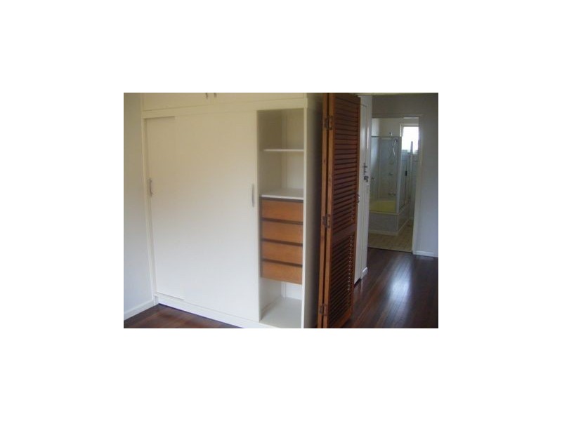 41 Flinders Pde, Scarborough QLD 4020