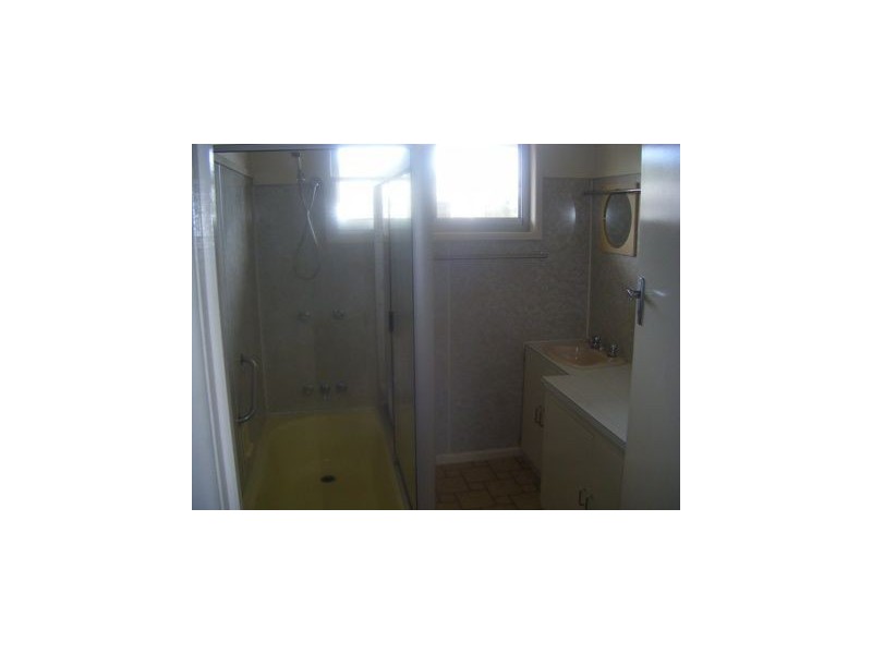 41 Flinders Pde, Scarborough QLD 4020