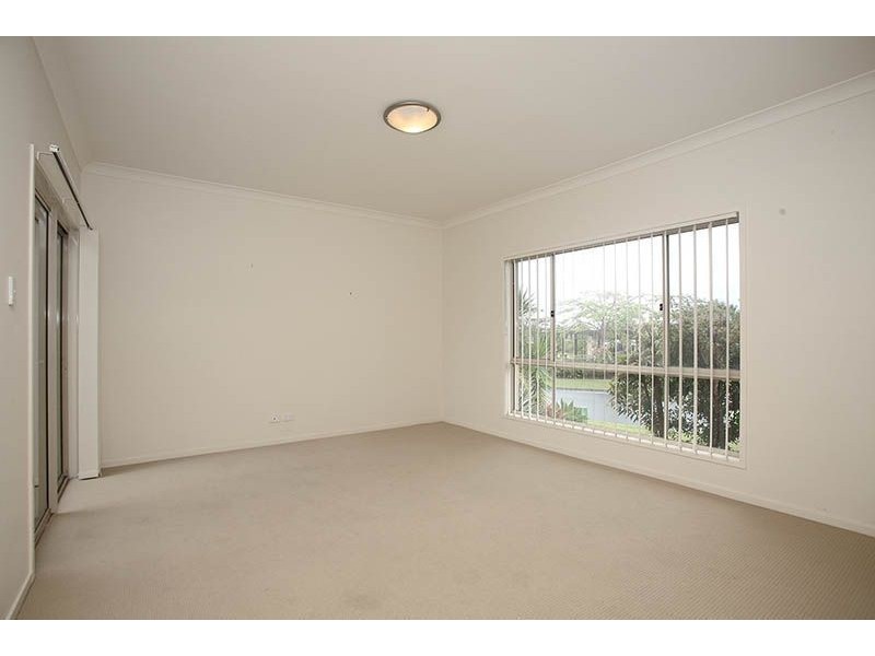 42 Marsh Parade, North Lakes QLD 4509