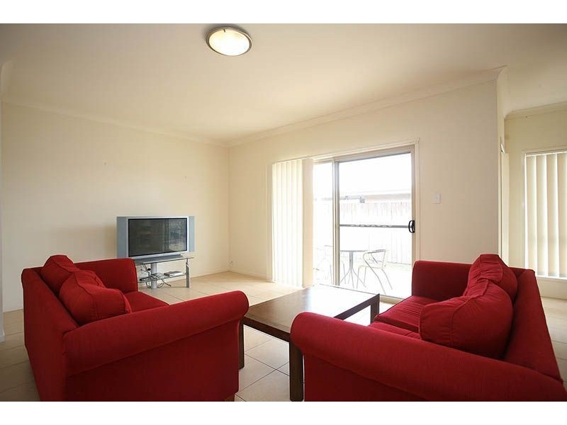 42 Marsh Parade, North Lakes QLD 4509