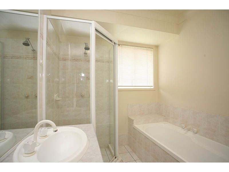 2/8 Elwick Place, Bracken Ridge QLD 4017