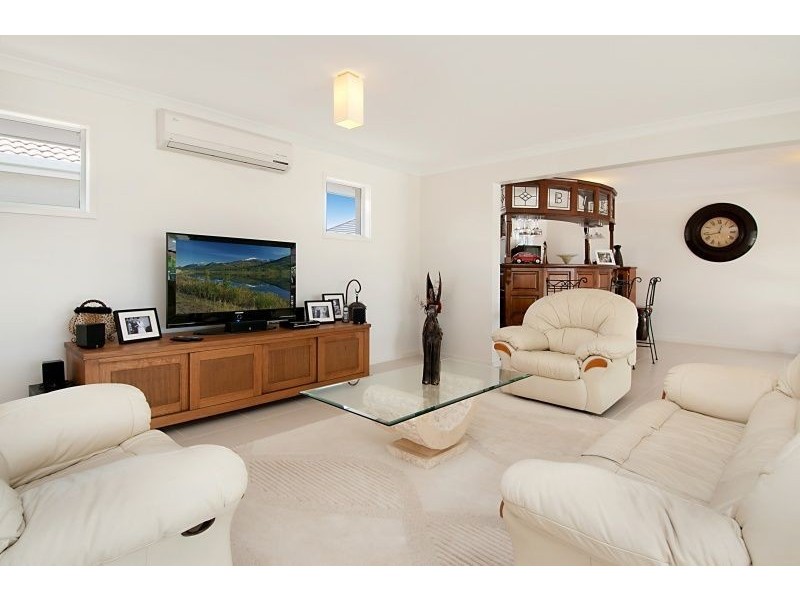 9 Wader Street, North Lakes QLD 4509