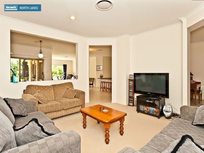 25 Gardenia Parade, North Lakes QLD 4509