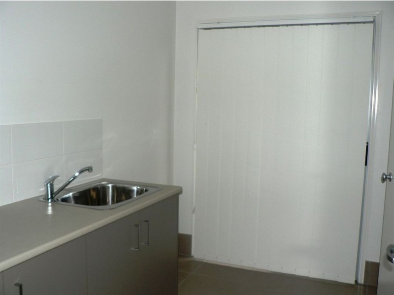 6 Klien Cct, North Lakes QLD 4509