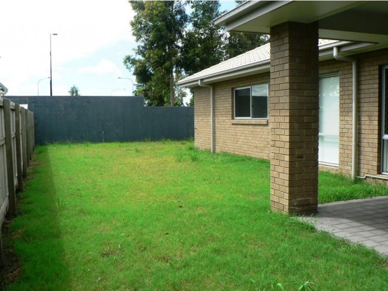 6 Klien Cct, North Lakes QLD 4509