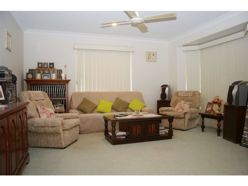 4 Fernwood Street, Kallangur QLD 4503