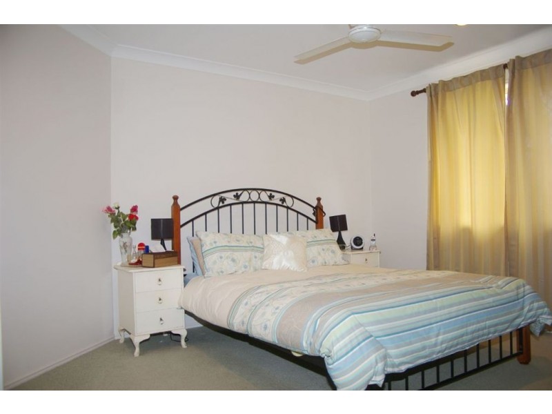 4 Fernwood Street, Kallangur QLD 4503