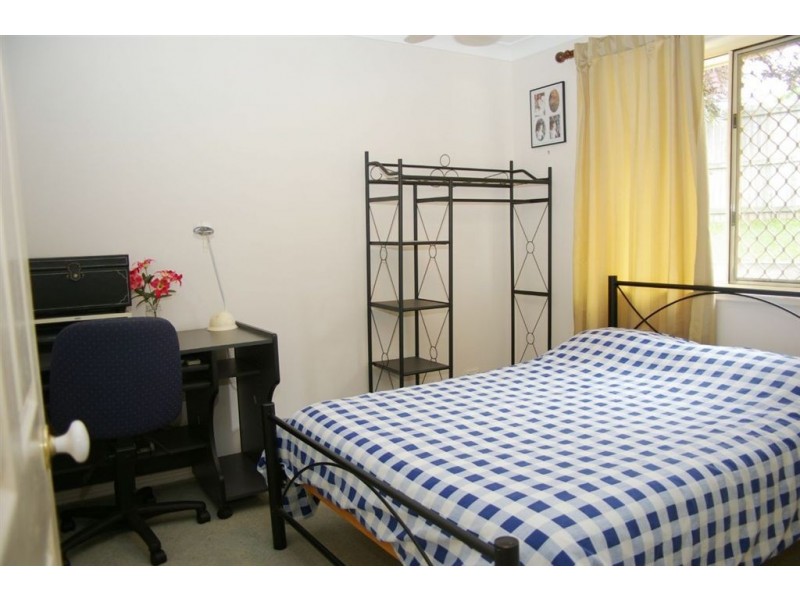 4 Fernwood Street, Kallangur QLD 4503