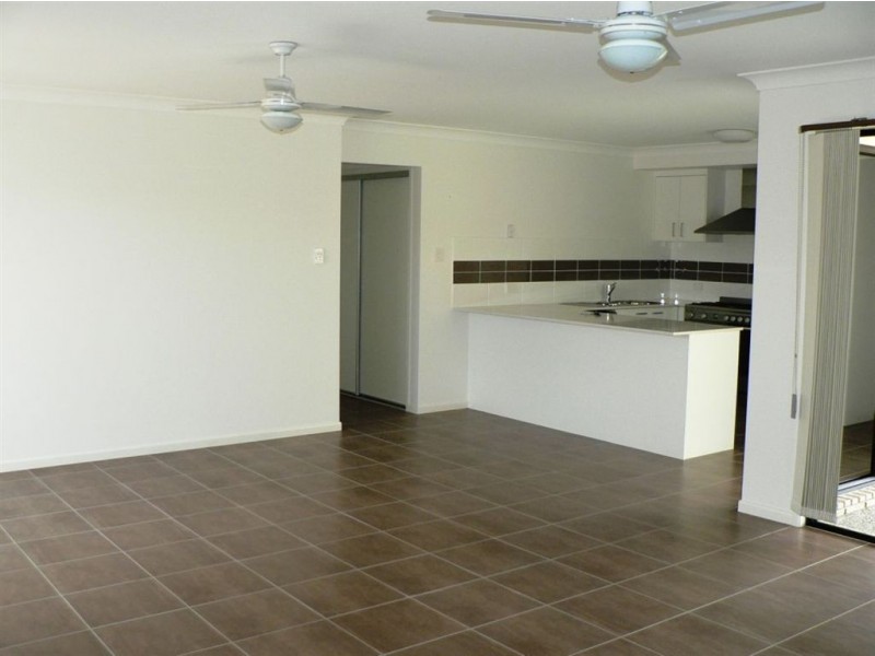 2 Triumph Street, North Lakes QLD 4509