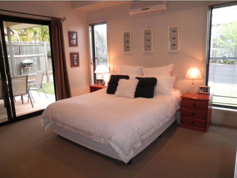 11 Parry Street, North Lakes QLD 4509