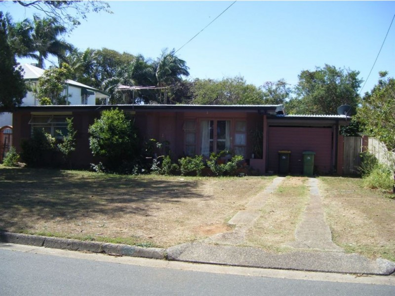 33 Belvedere Street, Clontarf QLD 4019