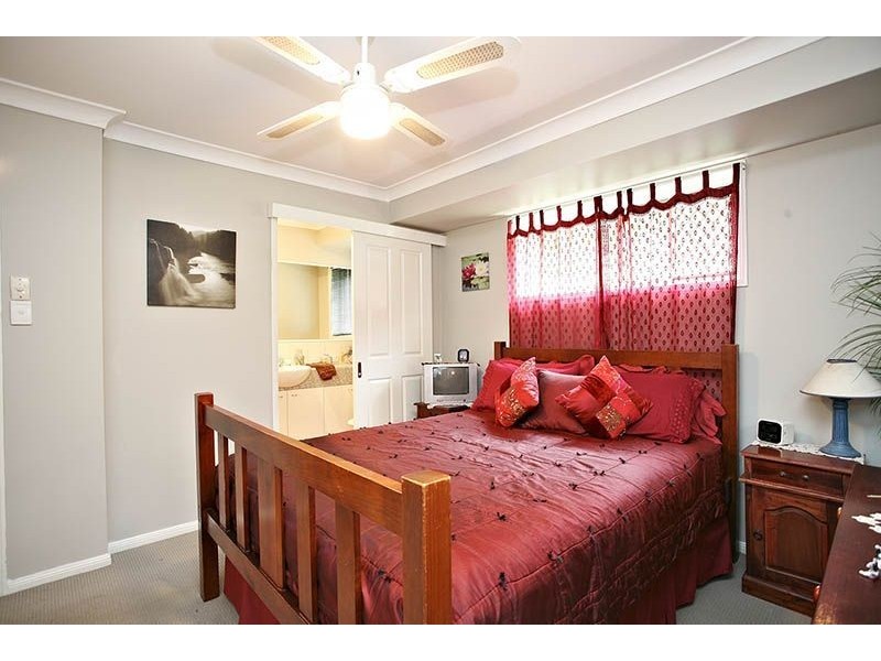 14 Macadam Court, Kallangur QLD 4503