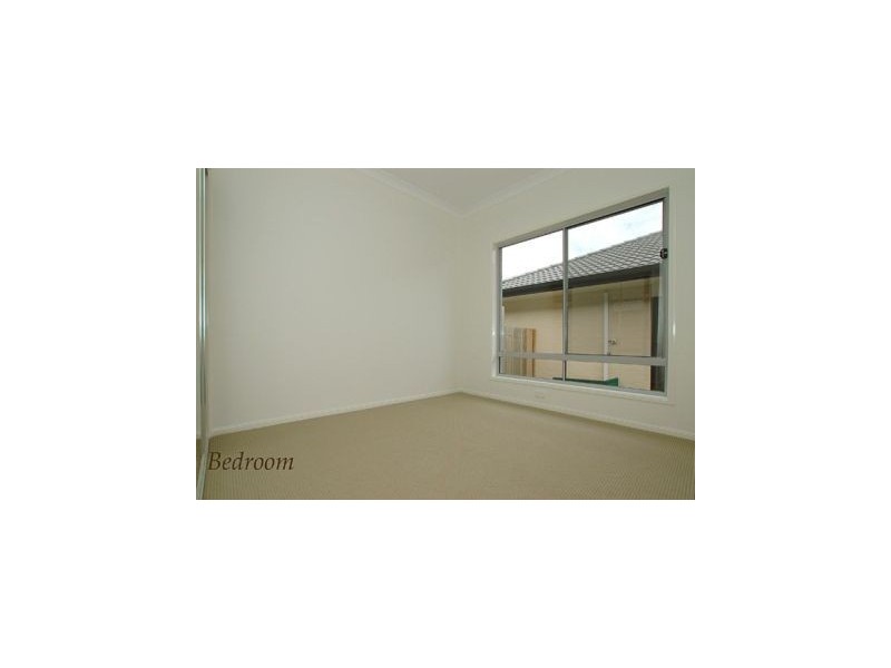 5 Senior, North Lakes QLD 4509