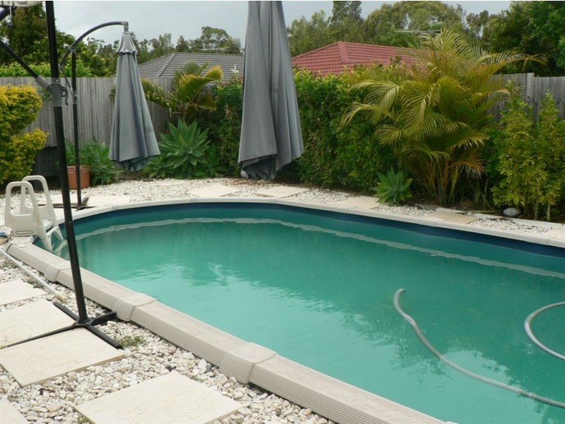 12 Morwell Cr, North Lakes QLD 4509