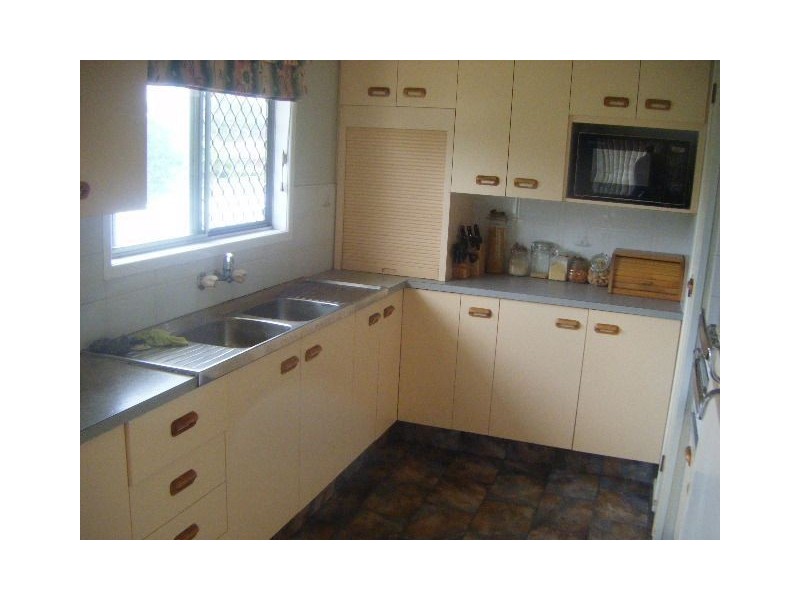 11 Mitchell Street, Caboolture QLD 4510