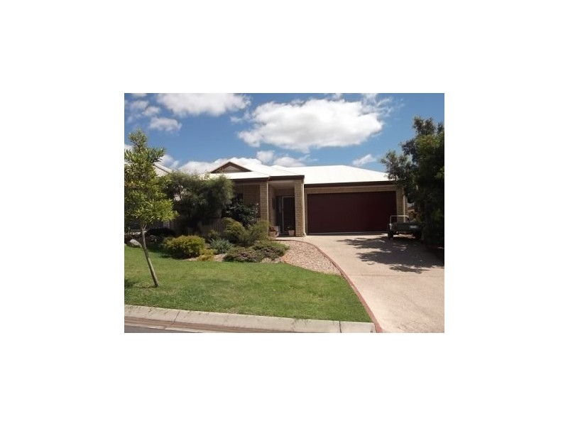 11 Whitecedar Circuit, North Lakes QLD 4509