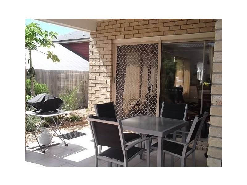 11 Whitecedar Circuit, North Lakes QLD 4509