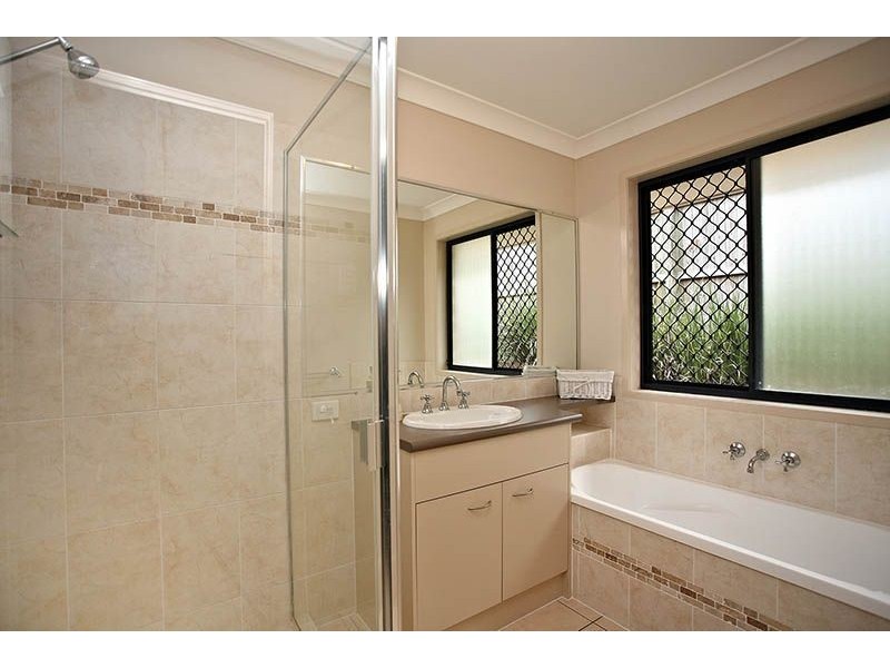 28 Pine Crest Drive, Kallangur QLD 4503