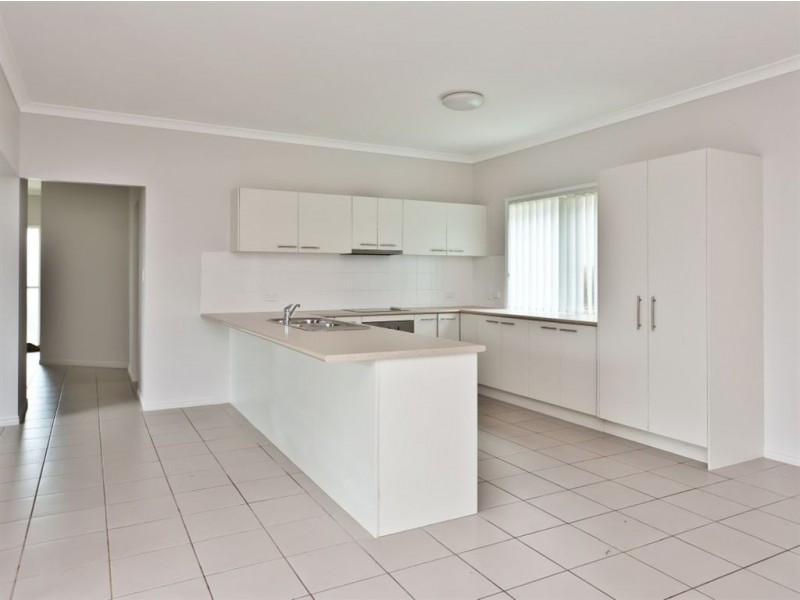 15 Echidna Parade, North Lakes QLD 4509