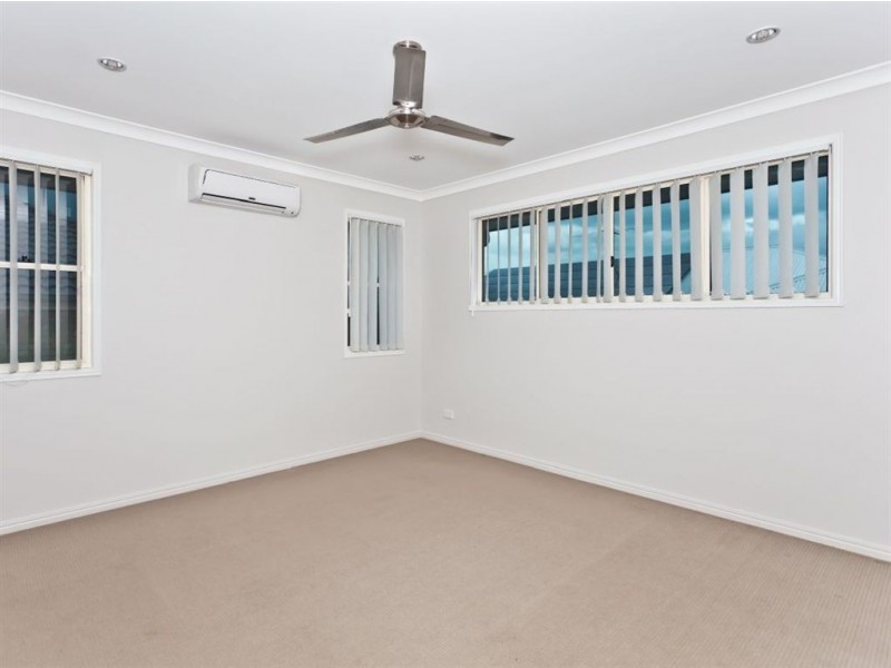 15 Echidna Parade, North Lakes QLD 4509