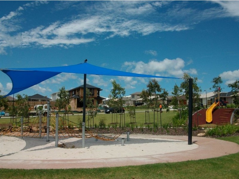 7 Dunes Crescent, North Lakes QLD 4509