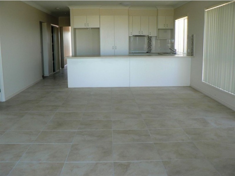 29 Daintree Cct, North Lakes QLD 4509