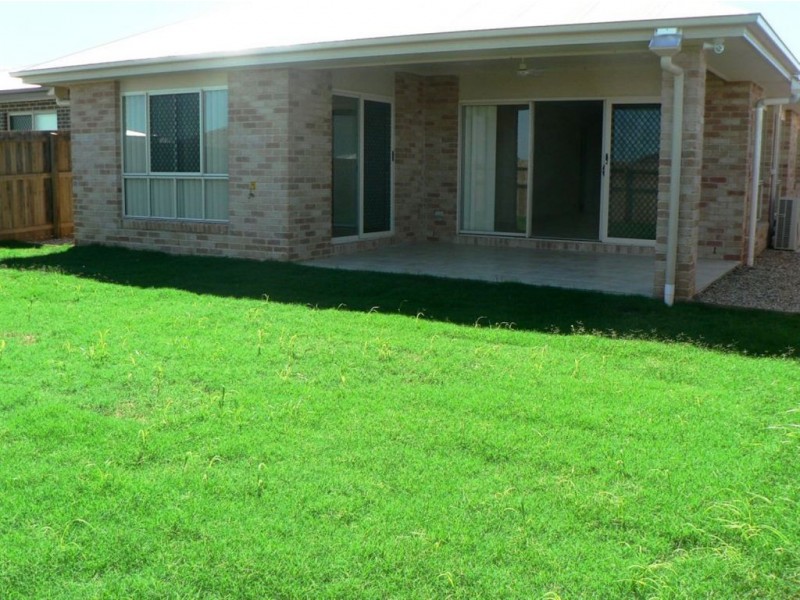 29 Daintree Cct, North Lakes QLD 4509