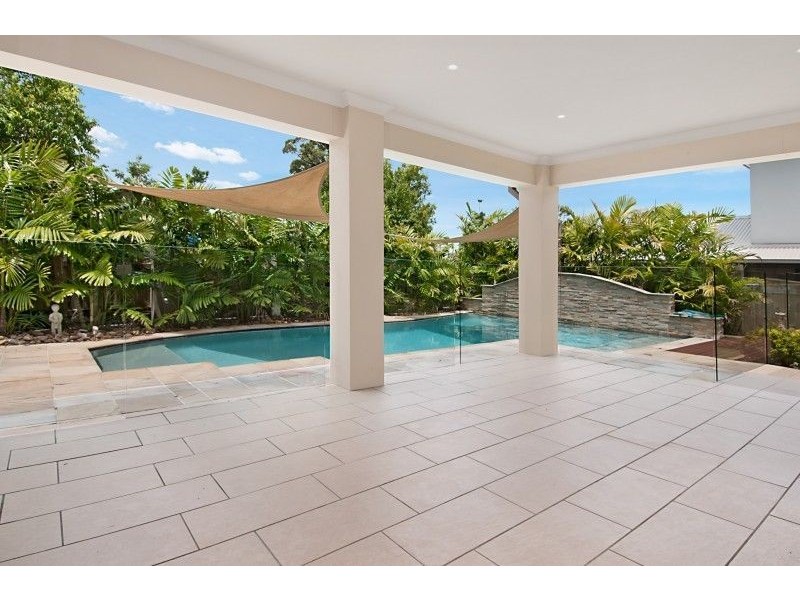 1 Thomson Close, North Lakes QLD 4509