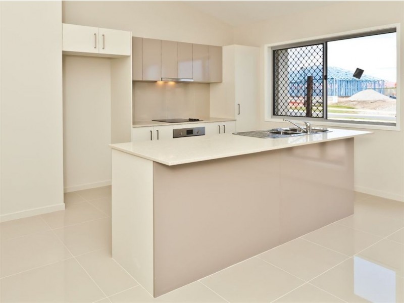 24 Merion Crescent, North Lakes QLD 4509