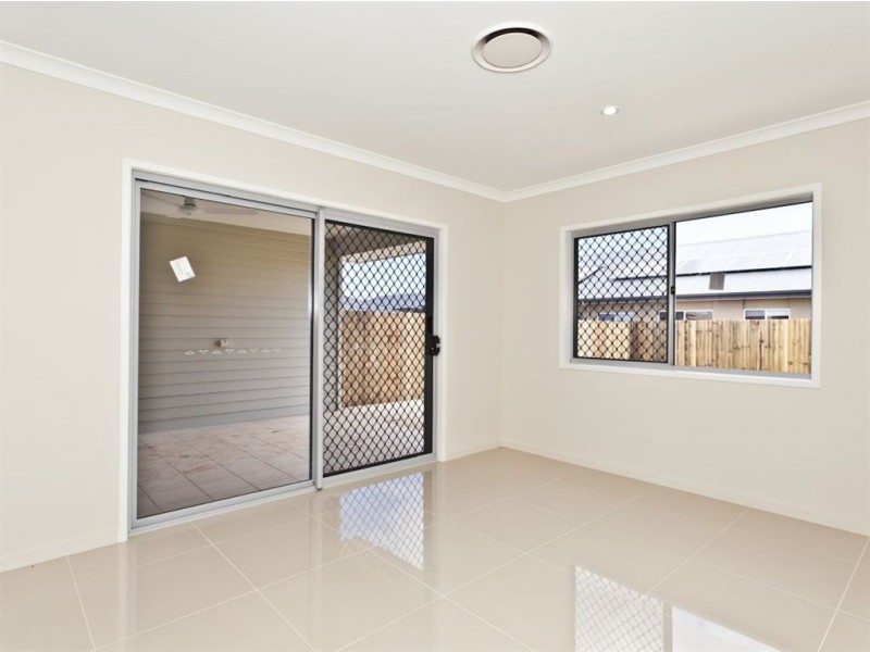 24 Merion Crescent, North Lakes QLD 4509