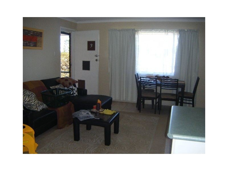 3/15 Buckby, Strathpine QLD 4500